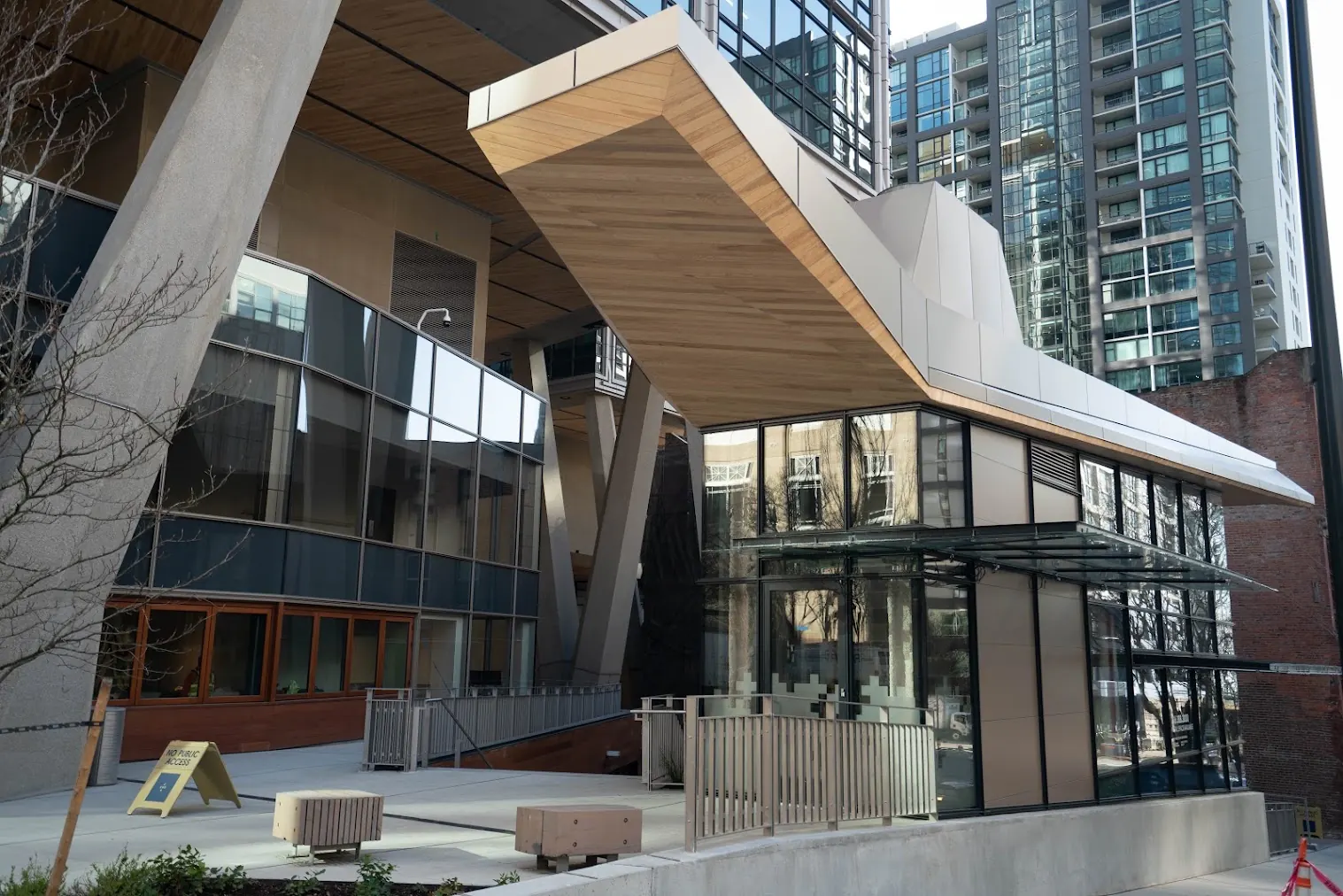 Storefront and curtain wall glazing at 2+U in downtown Seattle.